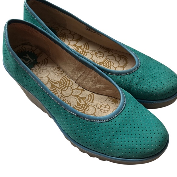 Fly London Shoes Blue Green Suede Slip on Platform Size 41 US 10 - 10 1/2 - Picture 5 of 11